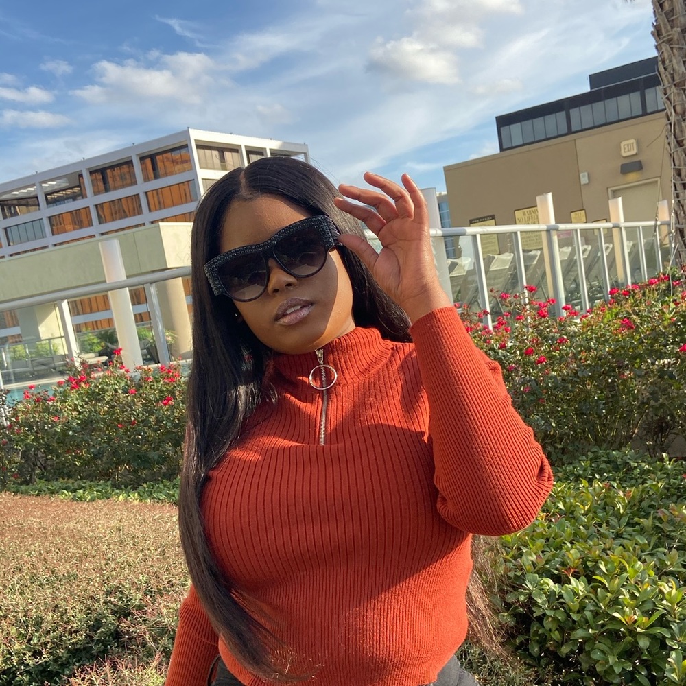 Sweater - Picture 2 of 3